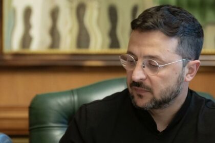 Răspunsul lui Zelenski după ce Trump a vorbit cu Putin două ore la telefon: „Rusia poate să oprească războiul oricând” raspunsul lui zelenski dupa ce trump a vorbit cu putin doua ore la telefon rusia poate sa opreasca razboiul oricand 974012