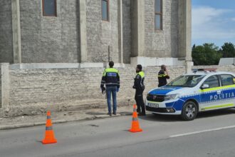 Minorul căzut de pe acoperișul Bisericii Sfântul Nectarie nu era angajat cu forme legale tanar