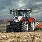 Începe Programul „Rabla pentru tractoare”, cu un buget de 500 de milioane de lei tractor