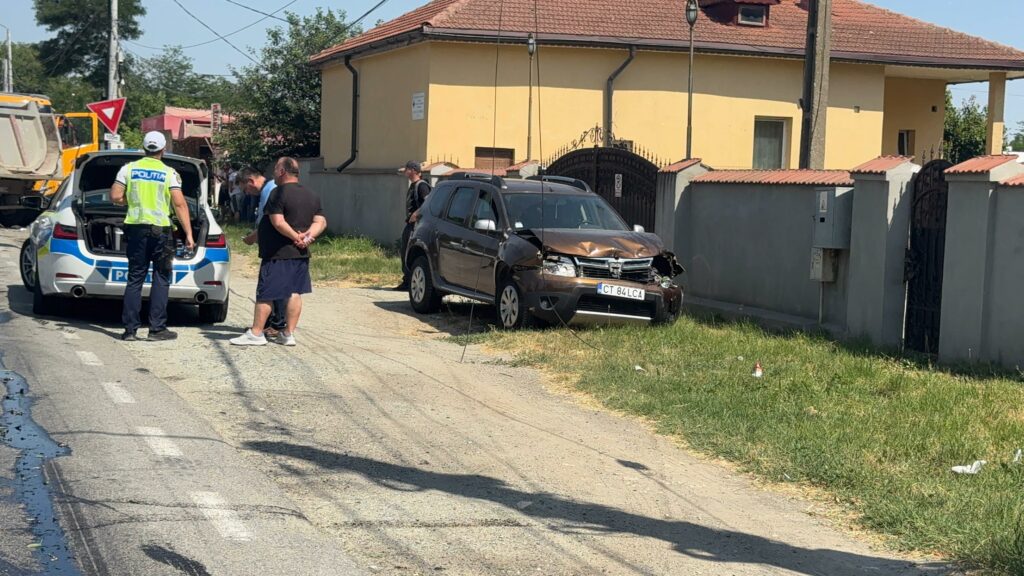 FOTO VIDEO Accident GRAV între DOUĂ camioane și CINCI mașini printre care una de la MAI, în Mihail Kogălniceanu/ A intervenit elicopterul SMURD UPDATE 20 FOTO VIDEO Accident GRAV între DOUĂ camioane și CINCI mașini printre care una de la MAI, în Mihail Kogălniceanu/ A intervenit elicopterul SMURD UPDATE 092074fe 4f67 471c ba25 28f93aadf600