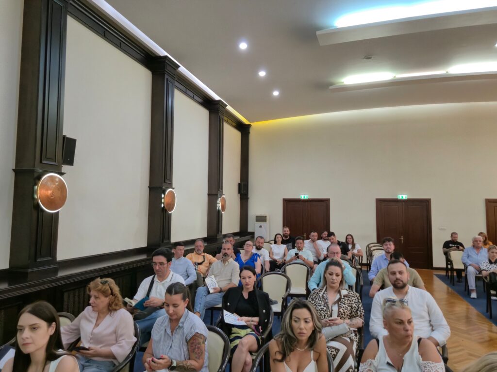 FOTO VIDEO Cristian Popescu Piedone deschide oficial Comandamentul Litoral 2025, la Constanța! Selly, prezent la conferință LIVE TEXT 9 FOTO VIDEO Cristian Popescu Piedone deschide oficial Comandamentul Litoral 2025, la Constanța! Selly, prezent la conferință LIVE TEXT 09c28777 2d35 4e8d bdc4 eb99d41ade05