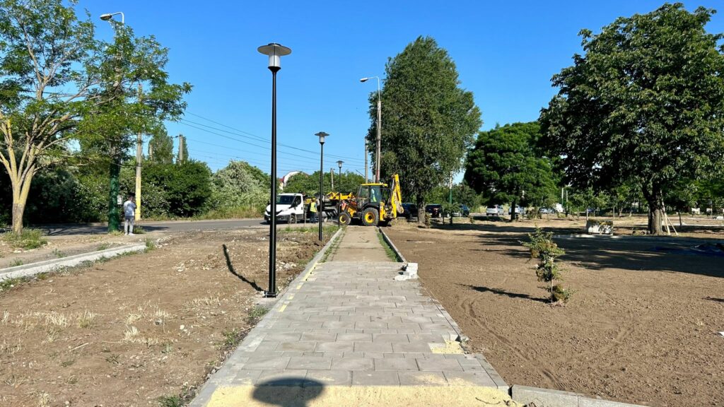 Parcul din Poarta 6 va fi transformat într-un spațiu de recreere modern 3 Parcul din Poarta 6 va fi transformat într-un spațiu de recreere modern 1 11