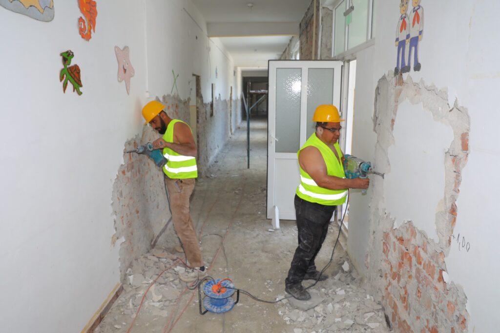 FOTO Grădinița „Steluțele Mării” din Constanța intră în reabilitare completă, cu fonduri PNRR 7 FOTO Grădinița „Steluțele Mării” din Constanța intră în reabilitare completă, cu fonduri PNRR 1 3 21