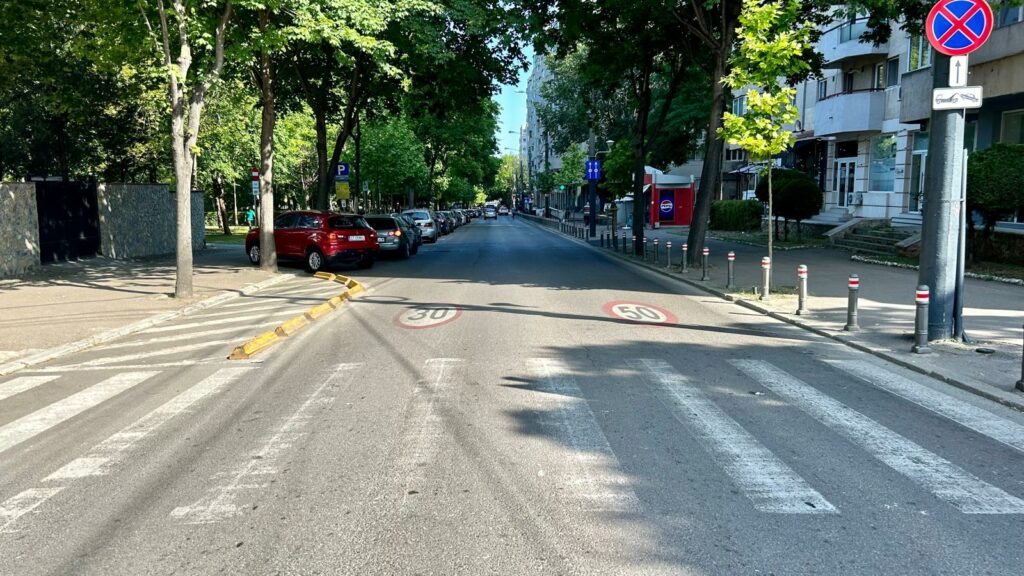 Din această noapte începe resistematizarea traficului rutier pe bulevardul Tomis și strada Mircea cel Bătrân 3 Din această noapte începe resistematizarea traficului rutier pe bulevardul Tomis și strada Mircea cel Bătrân 1 3 3