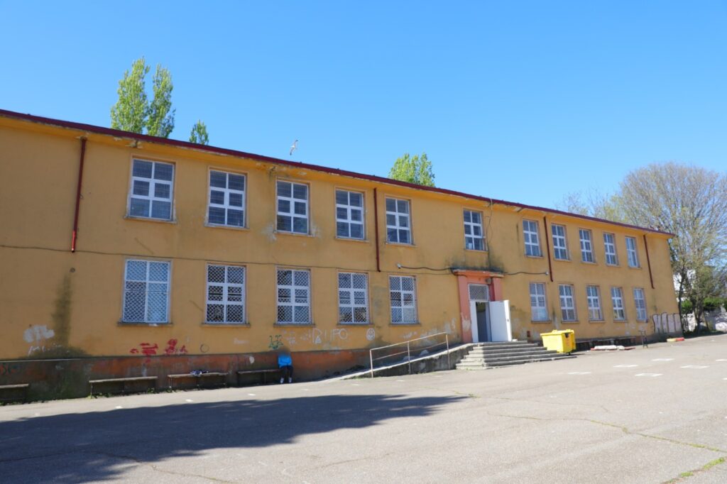 A fost semnat contractul pentru reabilitarea Școlii Gimnaziale nr. 10 Mihail Koiciu” 3 A fost semnat contractul pentru reabilitarea Școlii Gimnaziale nr. 10 Mihail Koiciu” 1 3 4