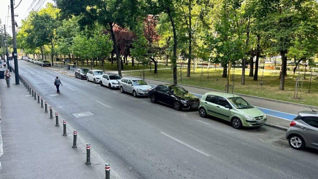 Atenție, constănțeni! Autobuzele și taxiurile nu vor mai circula pe bulevardul Tomis. Vezi unde au fost mutate 3 Atenție, constănțeni! Autobuzele și taxiurile nu vor mai circula pe bulevardul Tomis. Vezi unde au fost mutate 1 4 4