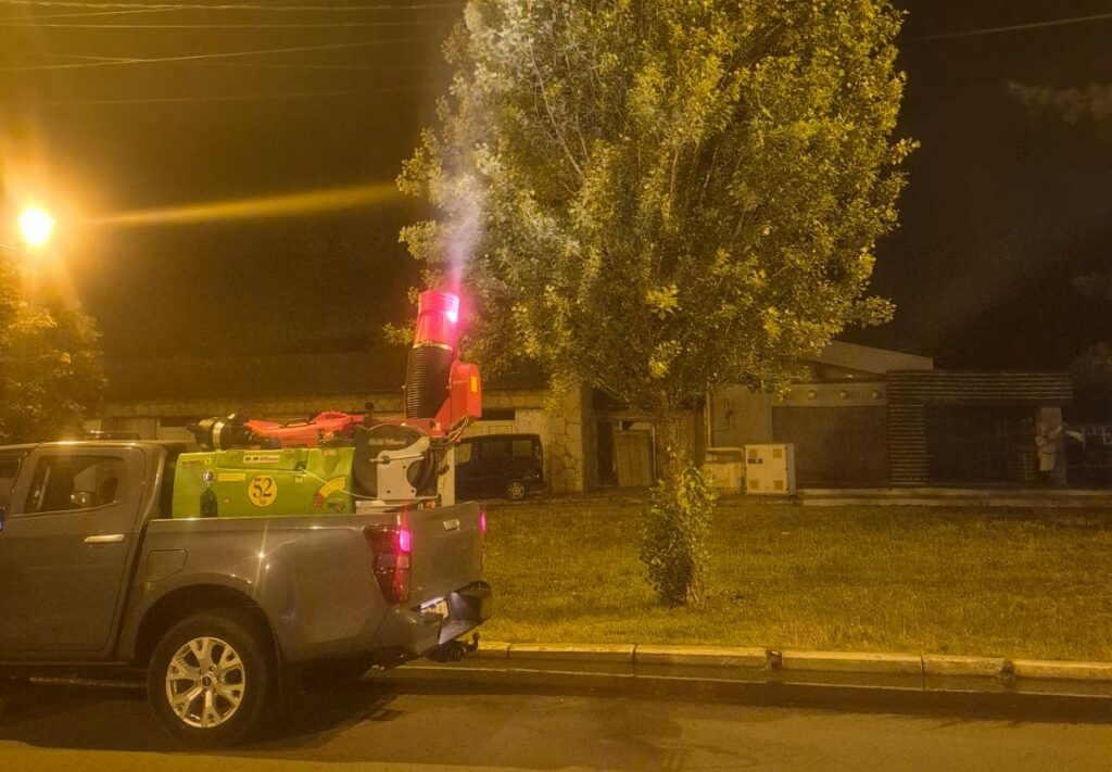FOTO Acțiuni intensificare de dezinsecție împotriva țânțarilor și căpușelor, în Constanța și Mamaia 1 4 8