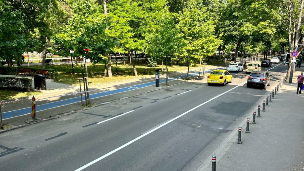 Noi reglementări au fost instituite pe bulevardul Tomis și strada Mircea cel Bătrân 3 Noi reglementări au fost instituite pe bulevardul Tomis și strada Mircea cel Bătrân 1 6 1
