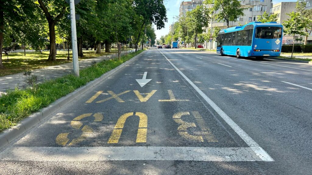 Atenție, constănțeni! Autobuzele și taxiurile nu vor mai circula pe bulevardul Tomis. Vezi unde au fost mutate 4 Atenție, constănțeni! Autobuzele și taxiurile nu vor mai circula pe bulevardul Tomis. Vezi unde au fost mutate 1 9 4