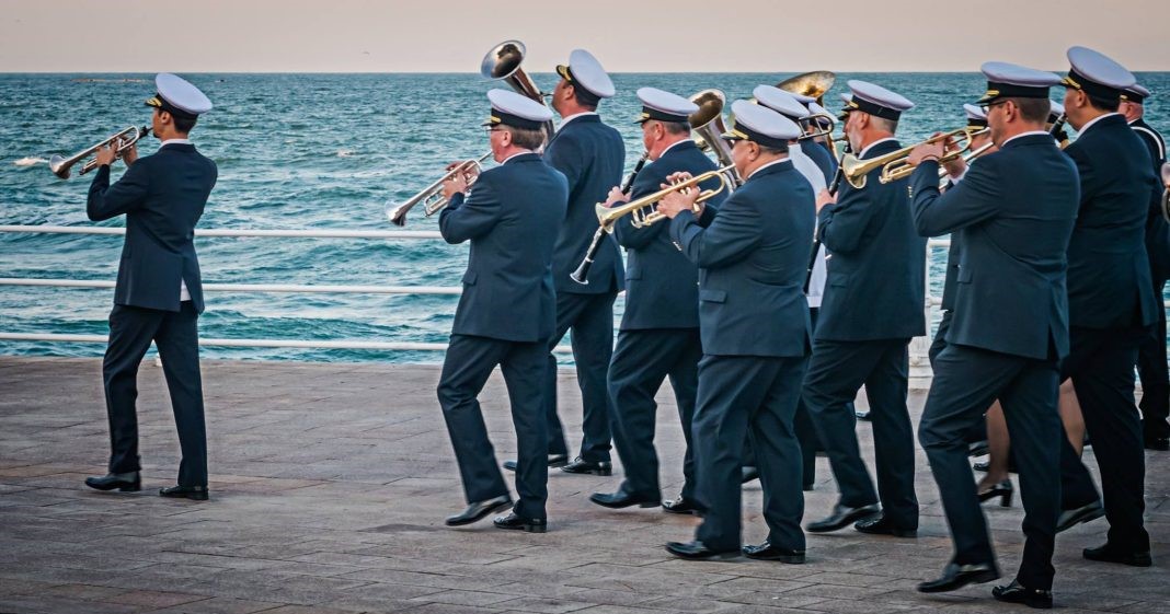 Fanfara „Muzica Apelor” va concerta pe toată perioada sezonului estival/ Programul artistic 11953583 620386801436003 8994312723389981936 o 1068x609 1