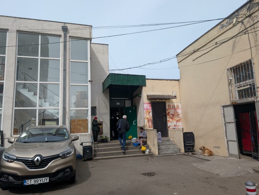 FOTO Zeci de spații disponibile în piețe, complexe și Mamaia. Confort Urban caută chiriași 2 FOTO Zeci de spații disponibile în piețe, complexe și Mamaia. Confort Urban caută chiriași 2ed13b1b 9d6e 40de a146 49625ce24726