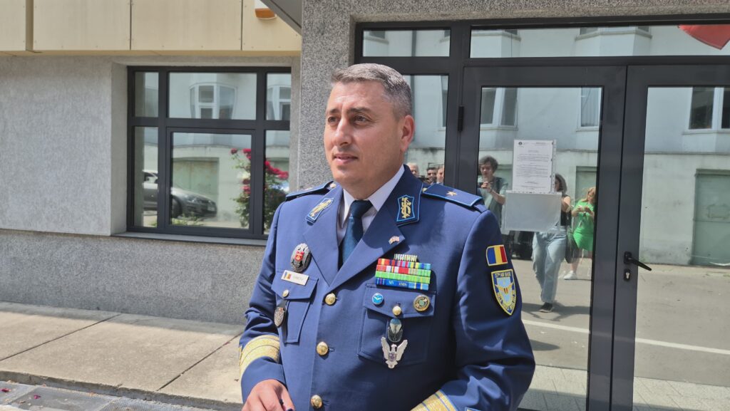 VIDEO DECLARAȚIE Generalul Nicolae Crețu de la Baza 57 Aeriană „Mihail Kogălniceanu” a fost audiat la Parchetul Militar pentru suspiciuni de fals intelectual UPDATE 2 VIDEO DECLARAȚIE Generalul Nicolae Crețu de la Baza 57 Aeriană „Mihail Kogălniceanu” a fost audiat la Parchetul Militar pentru suspiciuni de fals intelectual UPDATE 364def6f e4b8 4c14 923d 048e3c8b4e7d