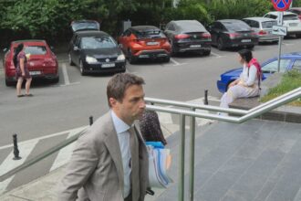 FOTO VIDEO Radu Cristian, un nou termen în dosarul DNA/ Ședința a început cu o suspendare UPDATE 3928e8a2 2b93 4d51 9675 6741f61aeee7