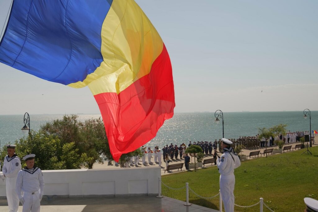 FOTO Ziua Drapelului Național, sărbătorită pe Faleza Cazinoului din Constanța 2 FOTO Ziua Drapelului Național, sărbătorită pe Faleza Cazinoului din Constanța 513104126 1109867081194182 8100206206892451080 n