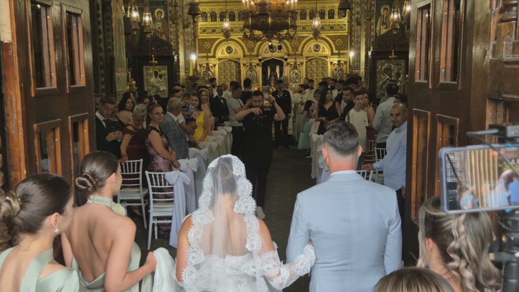 FOTO VIDEO Celebrul fotbalist Florinel Coman se căsătorește la Catedrala din Constanța/ ÎPS Teodosie oficiază ceremonia/ Este prezent și Gigi Becali UPDATE 6 FOTO VIDEO Celebrul fotbalist Florinel Coman se căsătorește la Catedrala din Constanța/ ÎPS Teodosie oficiază ceremonia/ Este prezent și Gigi Becali UPDATE 57a25bad 7a90 44d3 ad1b 4d81ba8b8acb