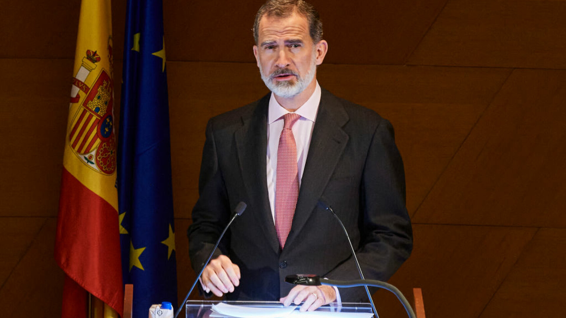 Regele Spaniei a ajuns în România. Va vizita împreună cu preşedintele Nicuşor Dan Centrul de instruire întrunită de la Cincu 62160203