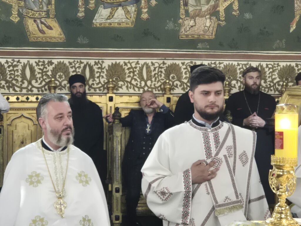 FOTO VIDEO Celebrul fotbalist Florinel Coman se căsătorește la Catedrala din Constanța/ ÎPS Teodosie oficiază ceremonia/ Este prezent și Gigi Becali UPDATE 19 FOTO VIDEO Celebrul fotbalist Florinel Coman se căsătorește la Catedrala din Constanța/ ÎPS Teodosie oficiază ceremonia/ Este prezent și Gigi Becali UPDATE 6c5d64b4 aa78 4fd5 93b3 37bd3d4010e0