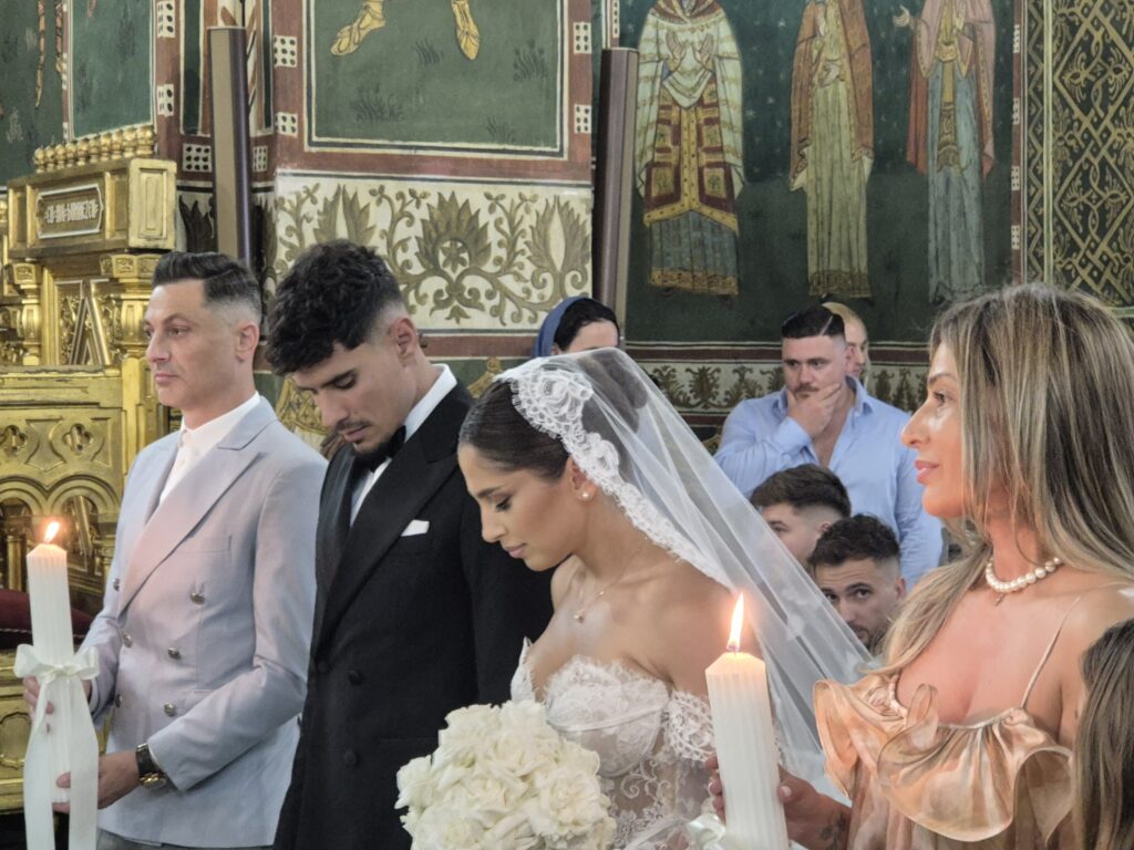 FOTO VIDEO Celebrul fotbalist Florinel Coman se căsătorește la Catedrala din Constanța/ ÎPS Teodosie oficiază ceremonia/ Este prezent și Gigi Becali UPDATE 20 FOTO VIDEO Celebrul fotbalist Florinel Coman se căsătorește la Catedrala din Constanța/ ÎPS Teodosie oficiază ceremonia/ Este prezent și Gigi Becali UPDATE 7ca06e77 f8ea 4d79 a213 21971e0fcac5