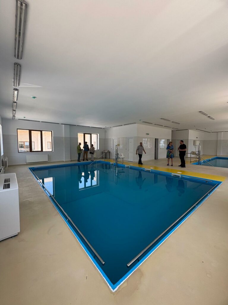 Bazinele de tratament hidrokinetoterapeutic de la Eforie Sud, din nou funcționale! 4 Bazinele de tratament hidrokinetoterapeutic de la Eforie Sud, din nou funcționale! 8cb5dde9 2dea 4f0f 84ef 05e135e7e5e6