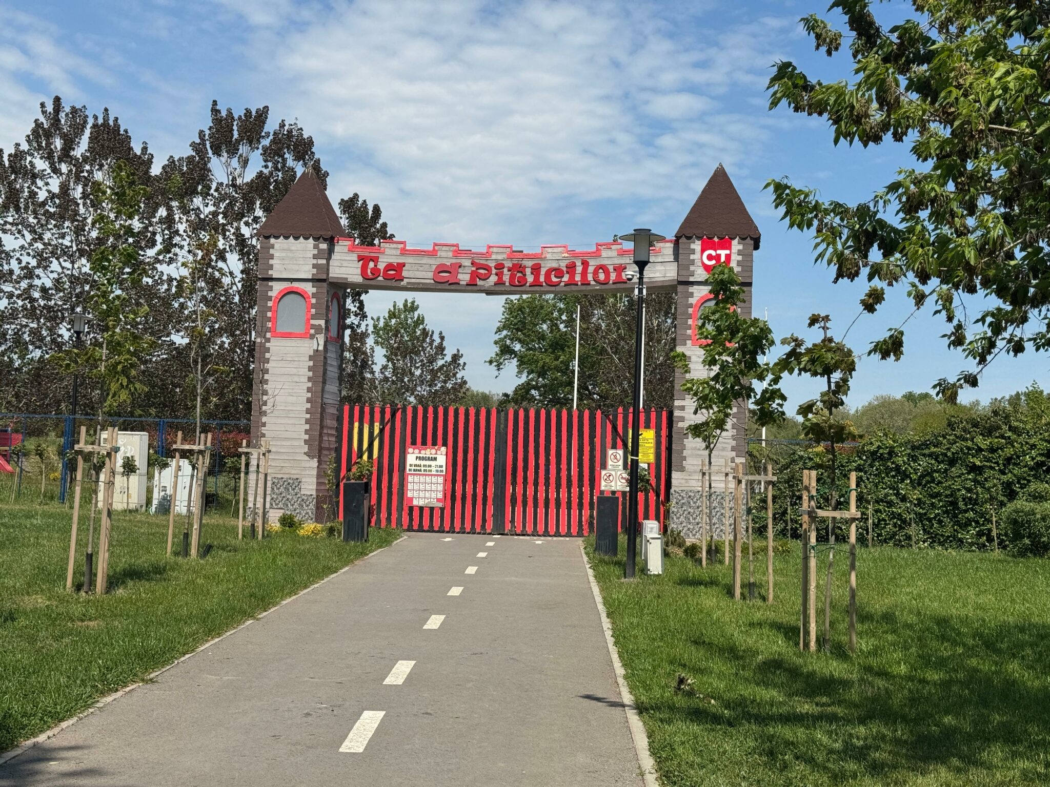 FOTO În sfârșit! Parcul „Țara Piticilor” din Constanța va fi reabilitat. A fost emis certificatul de urbanism 96f1f515 f3af 4f14 b776 c6f4504d337d