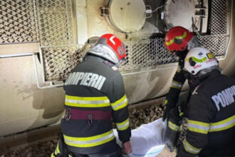 O minoră de 17 ani a fost accidentată mortal de un tren la Comănești IGSU Tren
