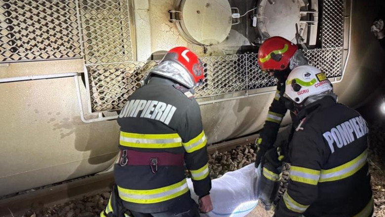 Pericol de explozie pe calea ferată: Un tren încărcat cu benzină a deraiat / Traficul feroviar este oprit IGSU Tren