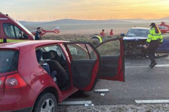 Accident GRAV, la intrare în Mangalia/ Două persoane ÎNCARCERATE/ Intervine elicopterul SMURD UPDATE Imagine WhatsApp 2025 02 14 la 17.18.51 8065b1f9 2048x1152 1