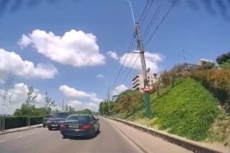 VIDEO Inconștiență în trafic: o depășire riscantă, surprinsă pe o stradă din Constanța Imagine WhatsApp 2025 06 04 la 16.16.36 7b2cc346