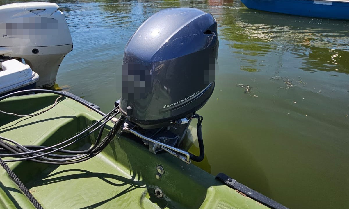 Motor de barcă, în valoare de 20.000 de lei, căutat de autoritățile din Suedia, depistat de polițiștii de frontieră în Sulina Imagine WhatsApp 2025 06 10 la 13.20.04 c40a1c9d