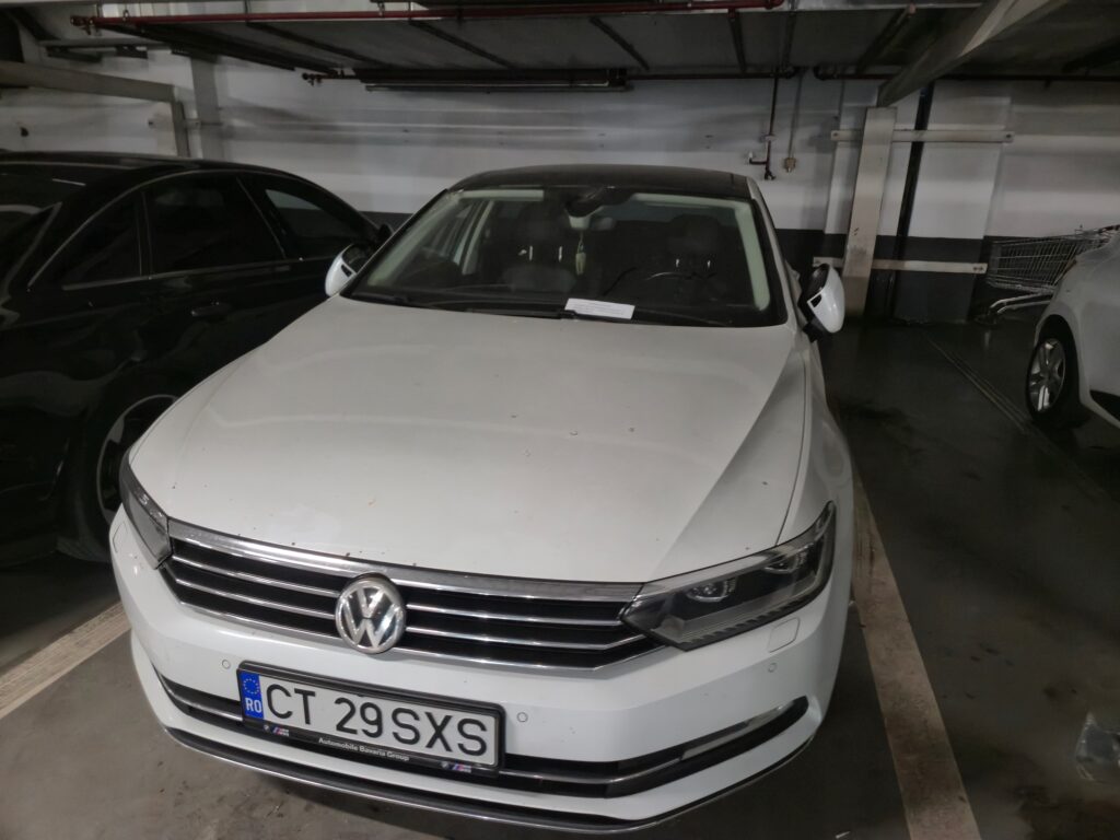 FOTO VIDEO Zeci de mașini au fost abandonate în parcarea subterană a mall-ului Vivo 13 FOTO VIDEO Zeci de mașini au fost abandonate în parcarea subterană a mall-ului Vivo Imagine WhatsApp 2025 06 10 la 13.44.56 b82ef7d9