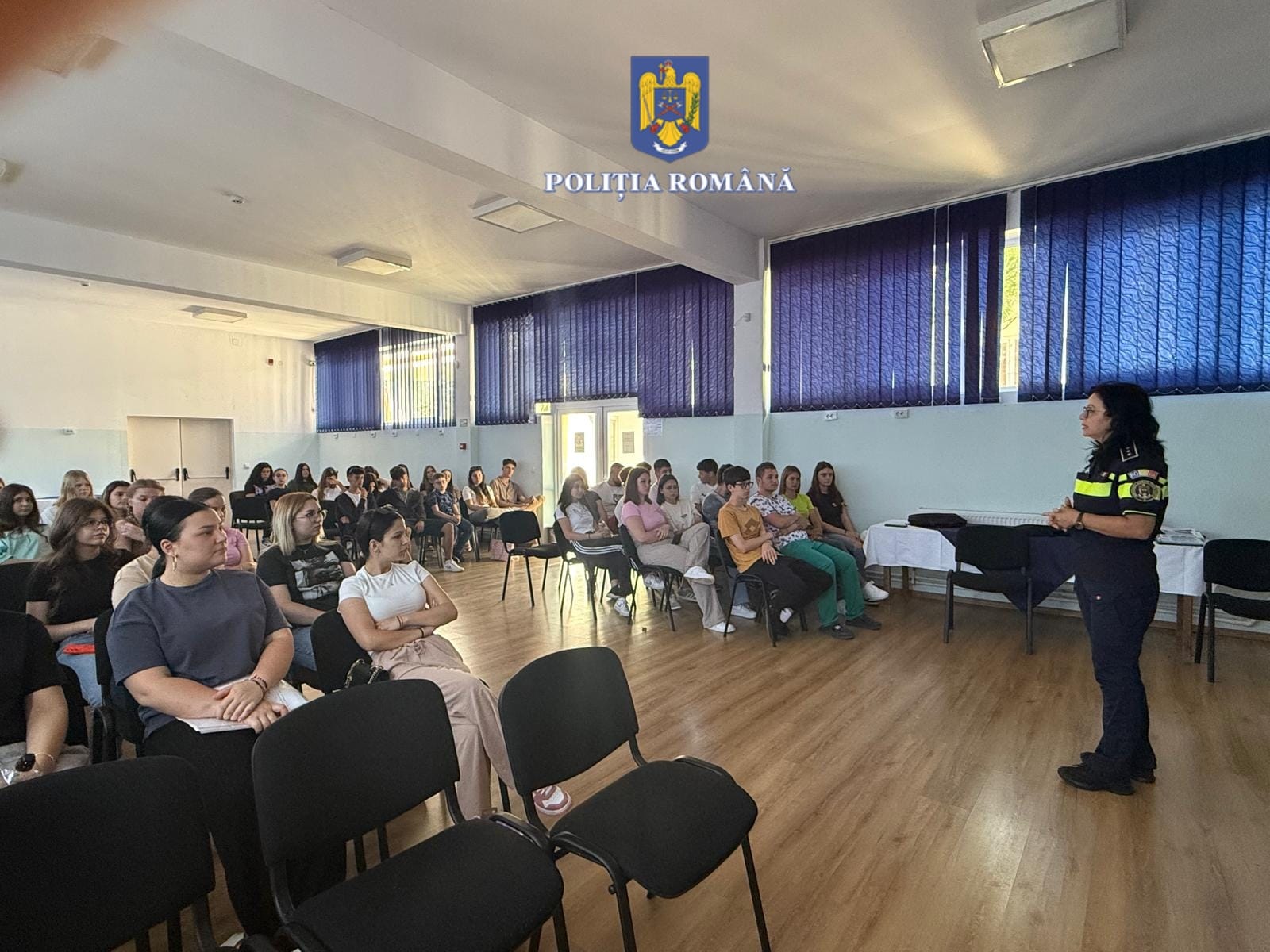 „Dorințe îndeplinite la vârste potrivite” – Campanie pentru siguranța copiilor, lansată de polițiști la Tulcea Imagine WhatsApp 2025 06 19 la 15.40.33 cbde78e6