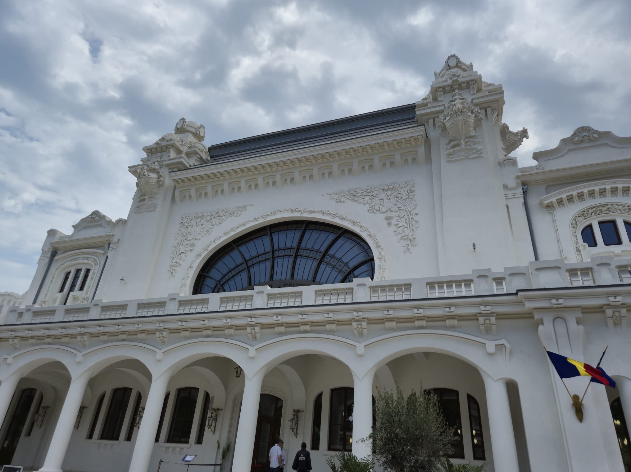 Rezervarea online este recomandată pentru o vizită sigură la Cazinoul din Constanța Imagine WhatsApp 2025 06 26 la 09.08.50 b5deff07