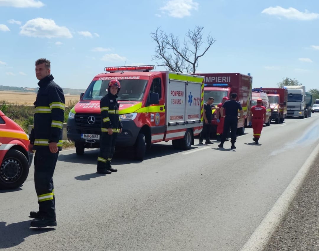 VIDEO Accident grav între două microbuze și un autoturism, în județul Bihor/ A fost activat Planul Roșu de intervenție UPDATE Imagine WhatsApp 2025 06 30 la 15.29.13 d16de4b8