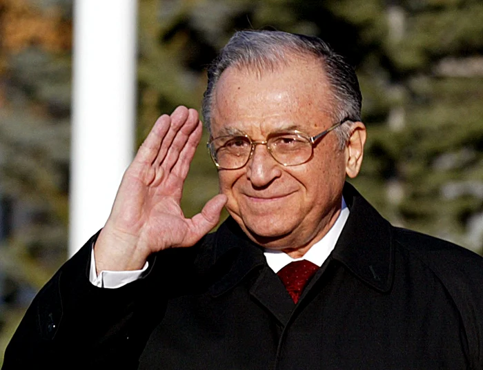 Fostul președinte Ion Iliescu se află în stare stabilă de sănătate Ion Iliescu