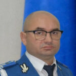 Șeful Jandarmeriei Brăila a fost reținut de DNA: El este acuzat că face afaceri de tip fast-food și plasează forță de muncă din Nepal NGE3YmVjMTQ3MGFhYmRmZDE2YzUwNjdjYzAz.thumb