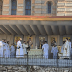 LIVE FOTO VIDEO Sărbătoarea Rusaliilor la Catedrala din Constanța/ Arhiepiscopul Teodosie va biencuvânta frunzele de nuc Screenshot 2025 06 08 083930