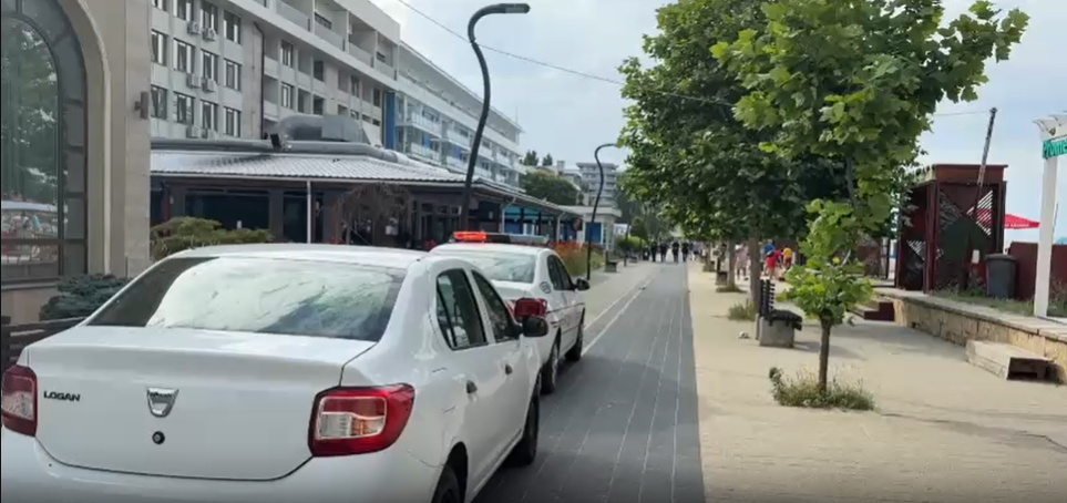 FOTO VIDEO Alertă în Mamaia! Un paznic a tras focuri de armă. Mai multe echipaje de poliție la fața locului 4 FOTO VIDEO Alertă în Mamaia! Un paznic a tras focuri de armă. Mai multe echipaje de poliție la fața locului Screenshot 4 1