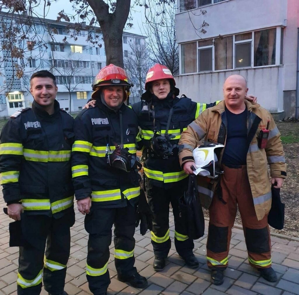 FOTO Povestea impresionantă a constănțeanului Ștefan Orza. De la campion mondial la pompier 3 FOTO Povestea impresionantă a constănțeanului Ștefan Orza. De la campion mondial la pompier WhatsApp Image 2025 06 07 at 13.57.34 2