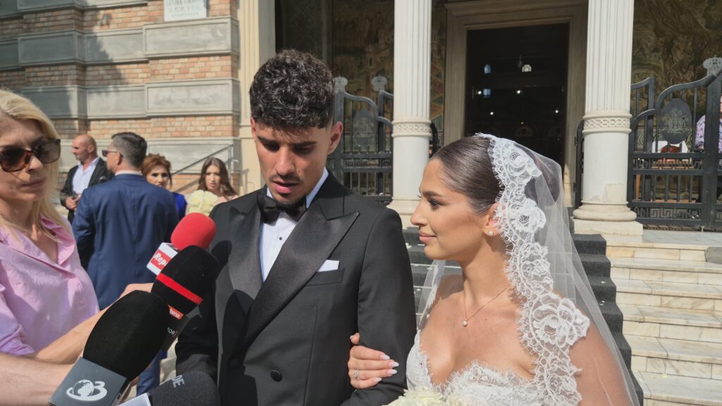 FOTO VIDEO Celebrul fotbalist Florinel Coman se căsătorește la Catedrala din Constanța/ ÎPS Teodosie oficiază ceremonia/ Este prezent și Gigi Becali UPDATE 44 FOTO VIDEO Celebrul fotbalist Florinel Coman se căsătorește la Catedrala din Constanța/ ÎPS Teodosie oficiază ceremonia/ Este prezent și Gigi Becali UPDATE WhatsApp Image 2025 06 12 at 16.48.37