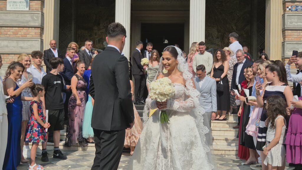 FOTO VIDEO Celebrul fotbalist Florinel Coman se căsătorește la Catedrala din Constanța/ ÎPS Teodosie oficiază ceremonia/ Este prezent și Gigi Becali UPDATE 37 FOTO VIDEO Celebrul fotbalist Florinel Coman se căsătorește la Catedrala din Constanța/ ÎPS Teodosie oficiază ceremonia/ Este prezent și Gigi Becali UPDATE WhatsApp Image 2025 06 12 at 16.48.42 1