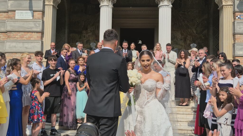 FOTO VIDEO Celebrul fotbalist Florinel Coman se căsătorește la Catedrala din Constanța/ ÎPS Teodosie oficiază ceremonia/ Este prezent și Gigi Becali UPDATE 38 FOTO VIDEO Celebrul fotbalist Florinel Coman se căsătorește la Catedrala din Constanța/ ÎPS Teodosie oficiază ceremonia/ Este prezent și Gigi Becali UPDATE WhatsApp Image 2025 06 12 at 16.48.42