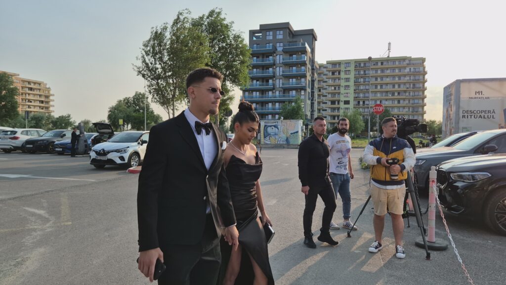 FOTO VIDEO La Nuba se umple ringul! Vedetele echipei naționale sosesc la nunta lui Florinel Coman / Constănțeanul Denis Alibec e prezent 32 FOTO VIDEO La Nuba se umple ringul! Vedetele echipei naționale sosesc la nunta lui Florinel Coman / Constănțeanul Denis Alibec e prezent WhatsApp Image 2025 06 12 at 19.10.58 1