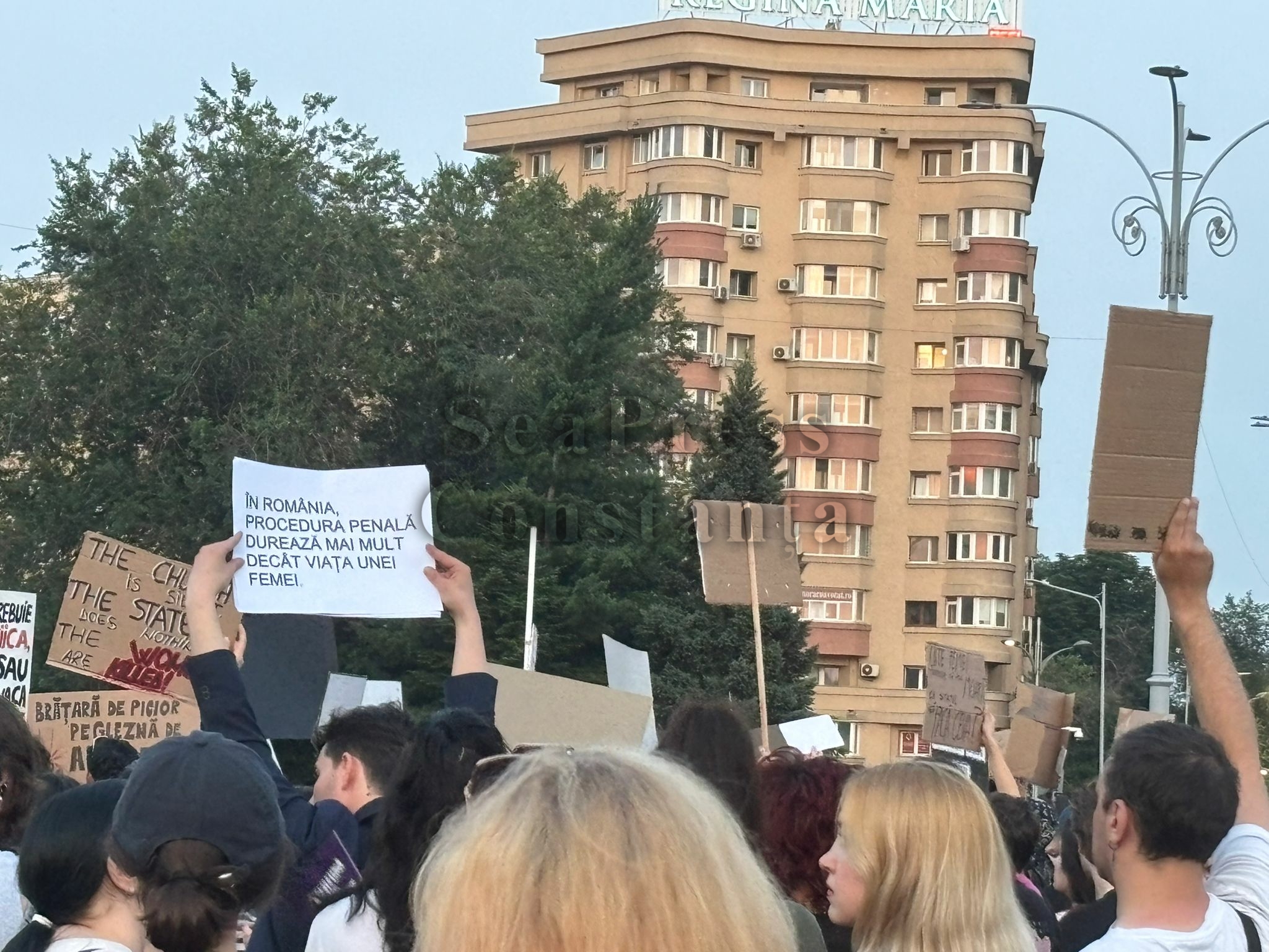 FOTO VIDEO Protest în Piața Victoriei după al 26-lea femicid din 2025 WhatsApp Image 2025 06 18 at 21.11.52