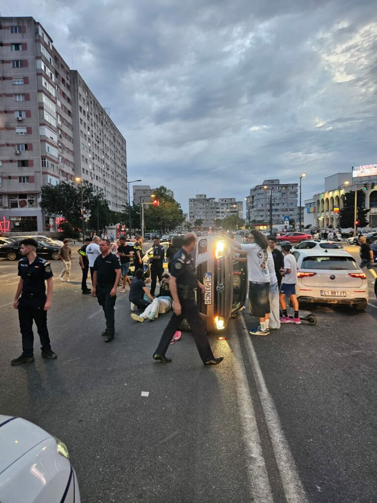 FOTO VIDEO Accident GRAV, cu VICTIMĂ și cu o mașină de Poliție implicată la Casa de Cultură Constanța UPDATE 5 FOTO VIDEO Accident GRAV, cu VICTIMĂ și cu o mașină de Poliție implicată la Casa de Cultură Constanța UPDATE WhatsApp Image 2025 06 28 at 21.19.52