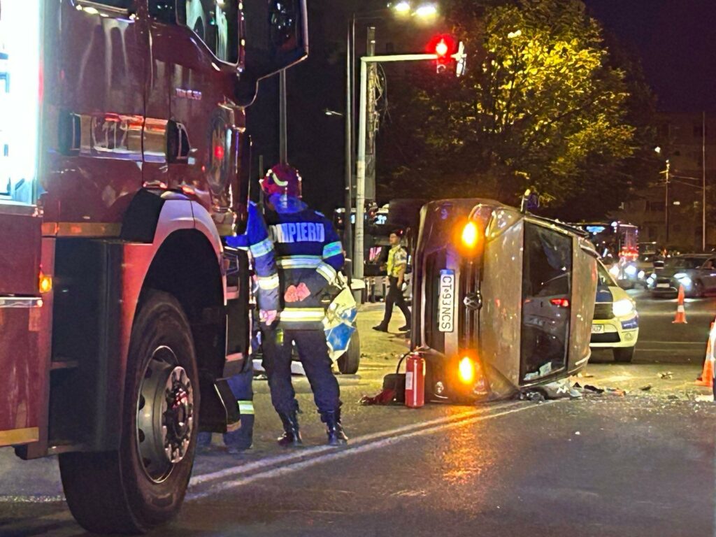 FOTO VIDEO Accident GRAV, cu VICTIMĂ și cu o mașină de Poliție implicată la Casa de Cultură Constanța UPDATE 3 FOTO VIDEO Accident GRAV, cu VICTIMĂ și cu o mașină de Poliție implicată la Casa de Cultură Constanța UPDATE WhatsApp Image 2025 06 28 at 21.42.58 2 1