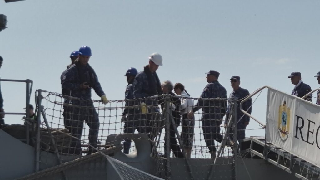 BREAKING Anchetă pe Fregata de pe care a dispărut un marinar! Mama lui Viorel Culea: „Mi-a zis că este în pericol” / Ce spun Forțele Navale UPDATE FOTO VIDEO 10 BREAKING Anchetă pe Fregata de pe care a dispărut un marinar! Mama lui Viorel Culea: „Mi-a zis că este în pericol” / Ce spun Forțele Navale UPDATE FOTO VIDEO a19d3e9b f055 4248 ae78 7837acdeebc9