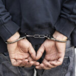 Incident într-un hipermarket din Năvodari: bărbat încătușat după ce a refuzat legitimarea și a devenit agresiv arest