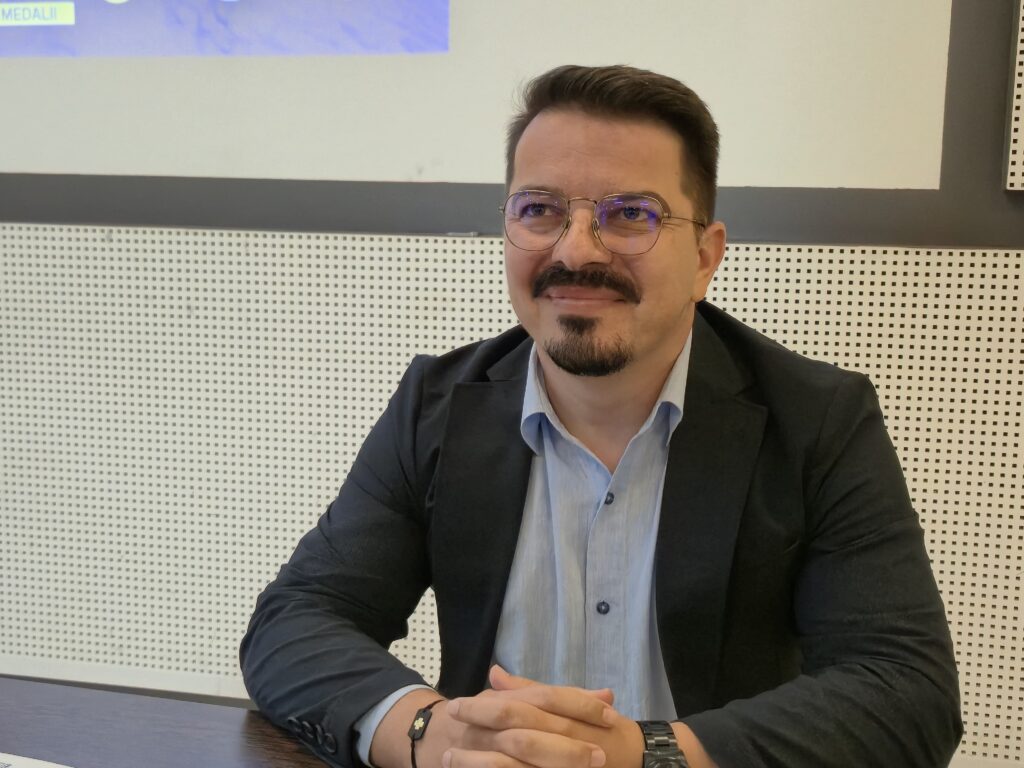 FOTO VIDEO Replica lui Andrei Talpeș, fostul director al CSM Constanța, la acuzațiile aduse de primarul Chițac și actuala conducere: „Ochiuleț a avut venituri din pariuri sportive” 2 FOTO VIDEO Replica lui Andrei Talpeș, fostul director al CSM Constanța, la acuzațiile aduse de primarul Chițac și actuala conducere: „Ochiuleț a avut venituri din pariuri sportive” b91ab1d5 5d4f 4ea9 b059 276fecb834b5