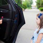BREAKING Mai mulți părinți din Valu au făcut plângere la poliție după ce un bărbat cu un BMW ar fi încercat să le ademenească copiii cu bani și dulciuri bec3f699 8522 4cf8 ac3e f01291de678c