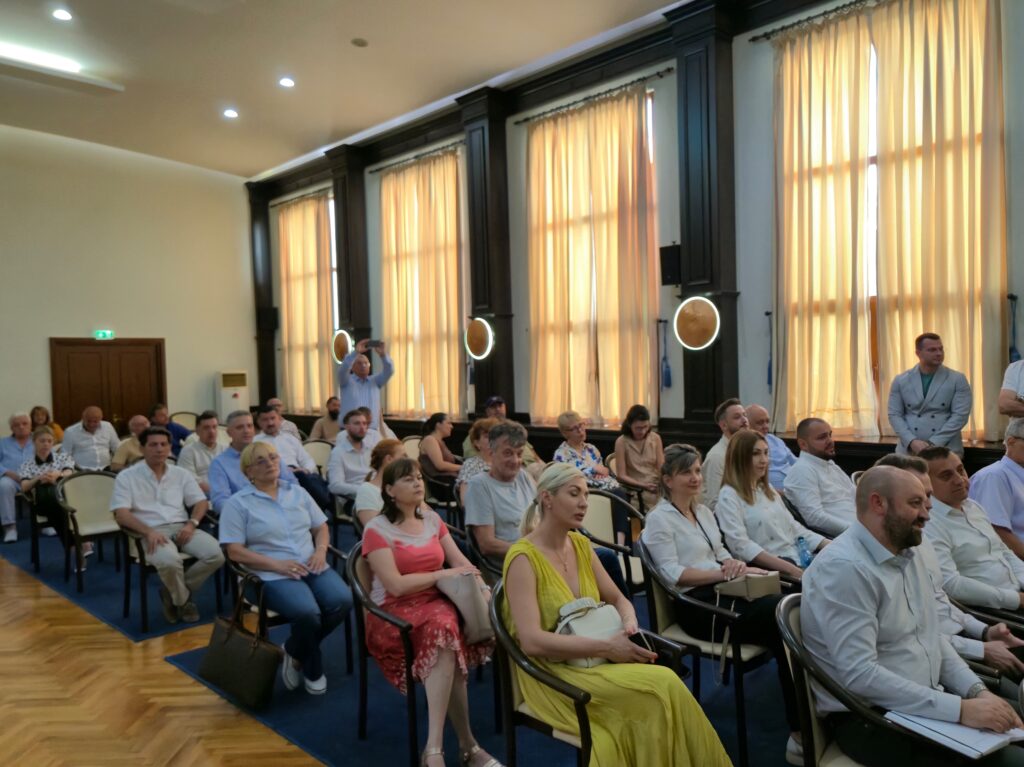 FOTO VIDEO Cristian Popescu Piedone deschide oficial Comandamentul Litoral 2025, la Constanța! Selly, prezent la conferință LIVE TEXT 8 FOTO VIDEO Cristian Popescu Piedone deschide oficial Comandamentul Litoral 2025, la Constanța! Selly, prezent la conferință LIVE TEXT ca985f85 4977 4acd 9e5e d4390c416ec1